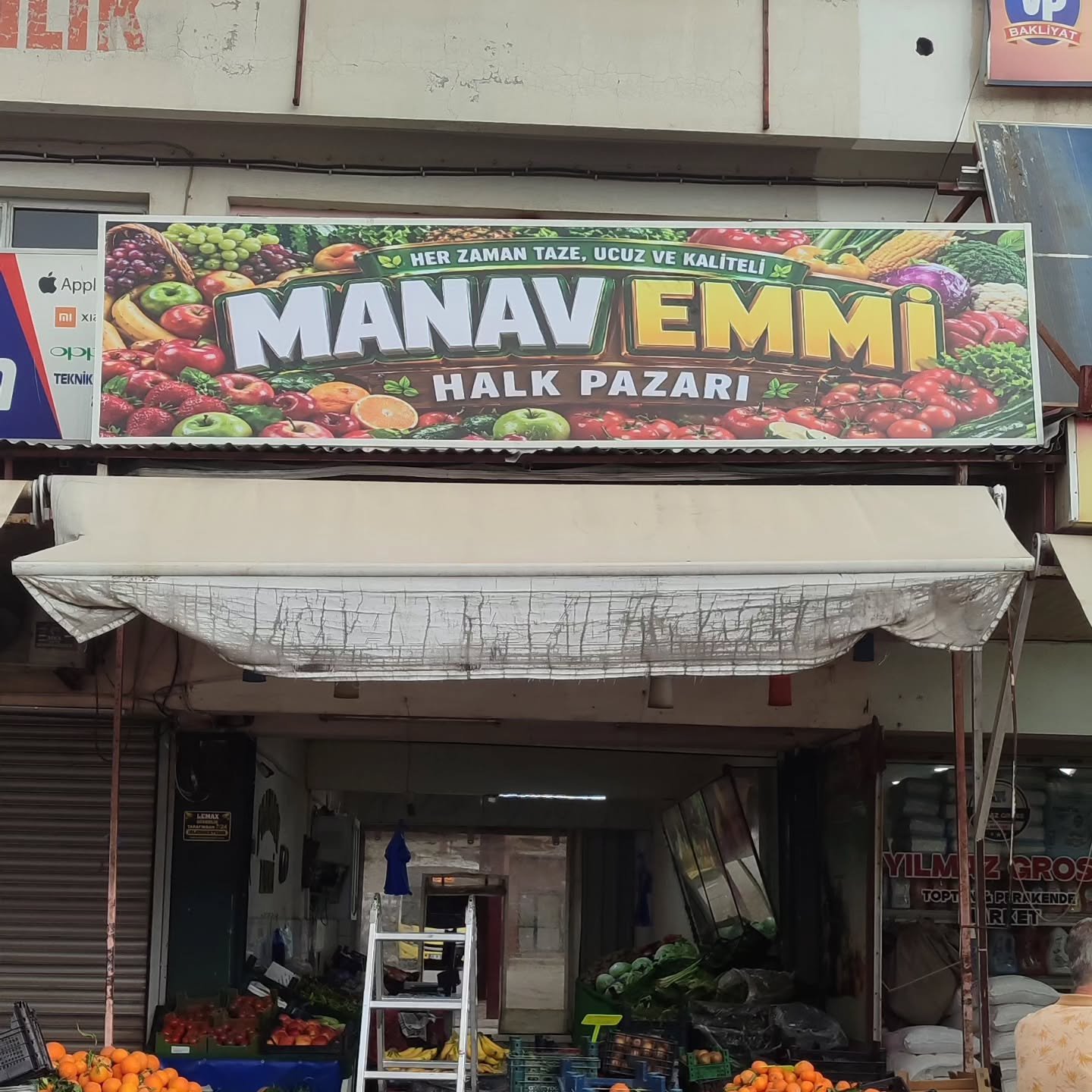 Branda baskı montaj uygulaması